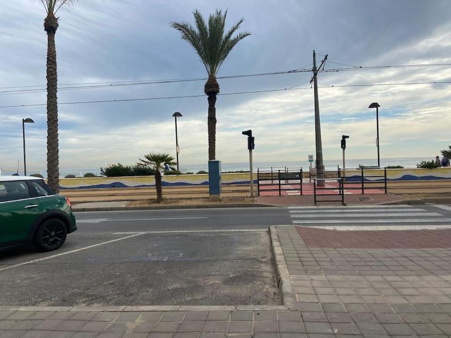 Relax En Primera Linea B El Campello Εξωτερικό φωτογραφία